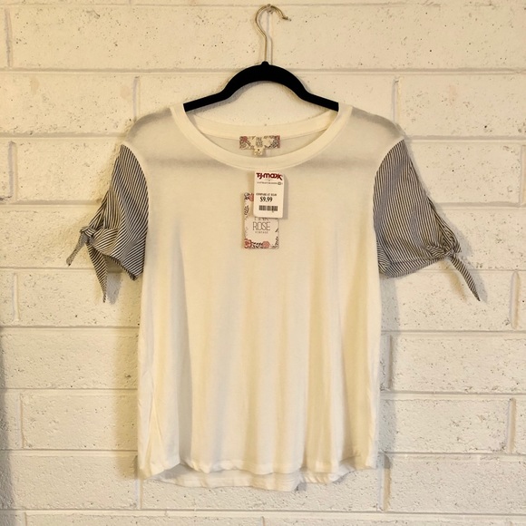 Women’s short sleeve top, medium, never worn - Picture 1 of 4